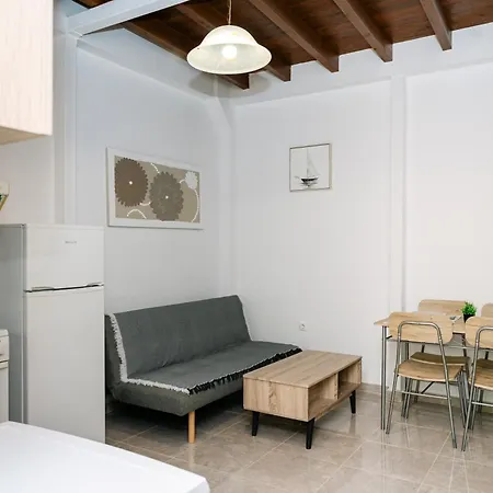 شقة Rhodes By The Sea